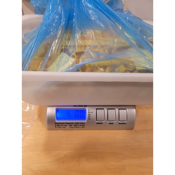 4 Lbs Of Mixed Yellow Legos Most Lego Brand - Picture 3 of 3